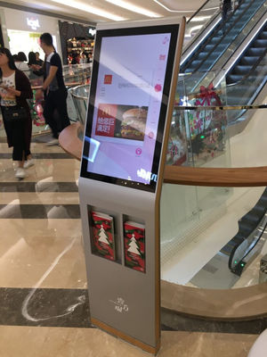 AC110V 350nits Interactive Touch Digital Signage For Cinemas Malls
